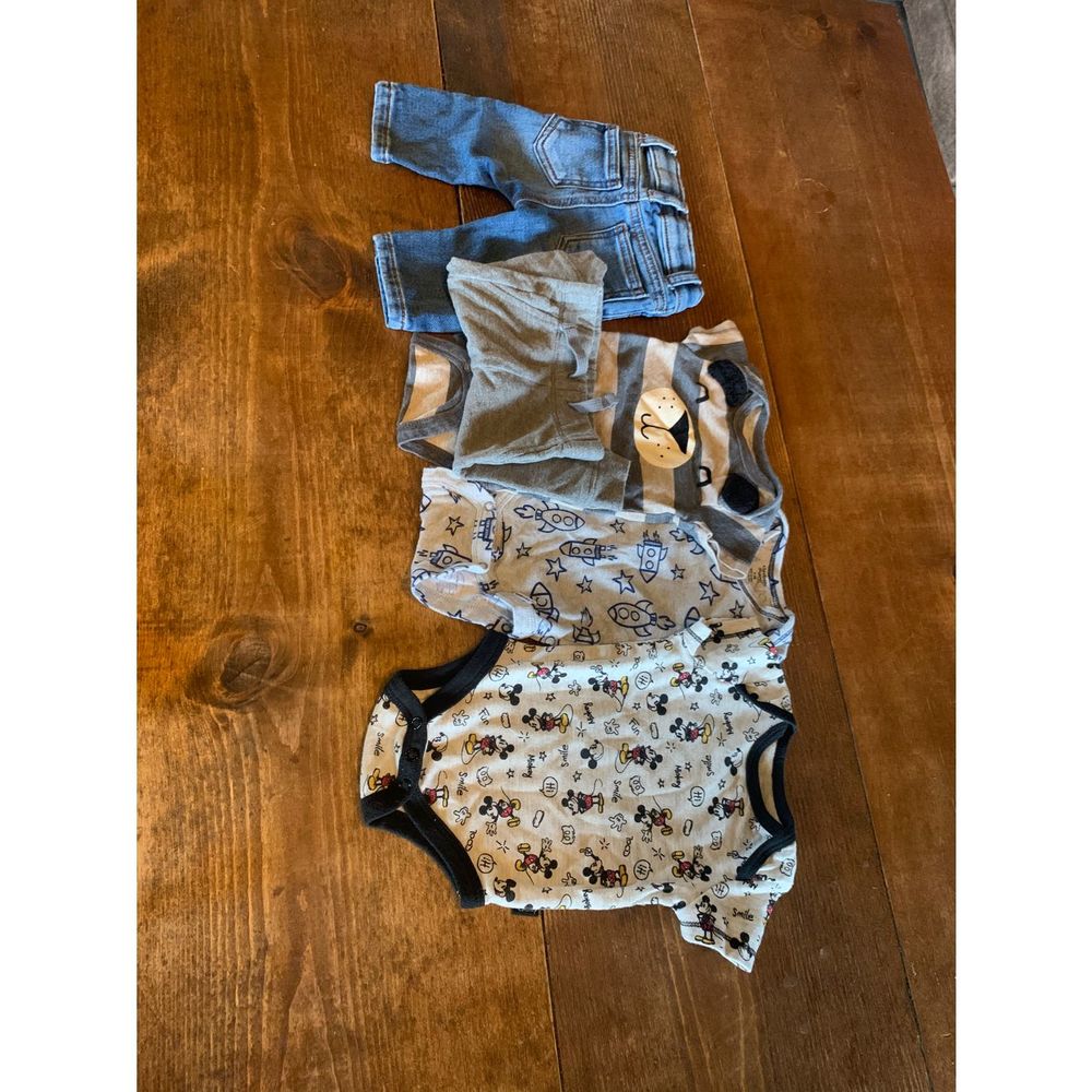 Lot of Newborn & 0-3months Boy Clothes